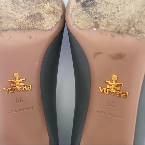 PRADA GRAY LEATHER KITTEN HEEL SHOES SIZE 39 - Picture 13 of 16